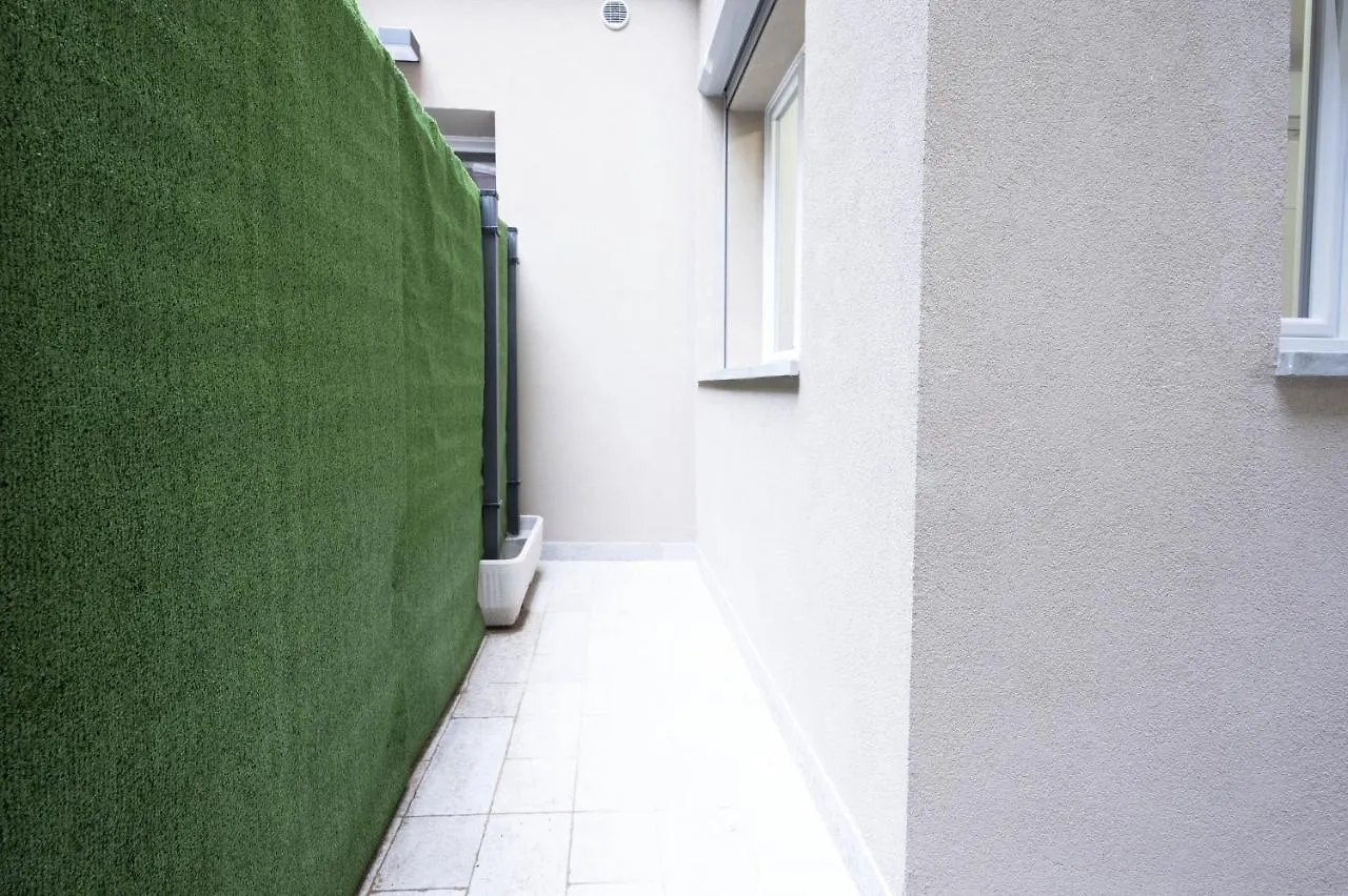 Getthekey Lenzi Suites Bolonya 0*,  İtalya